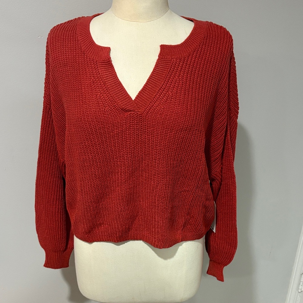Billabong Women's Red V-Neck Sweater